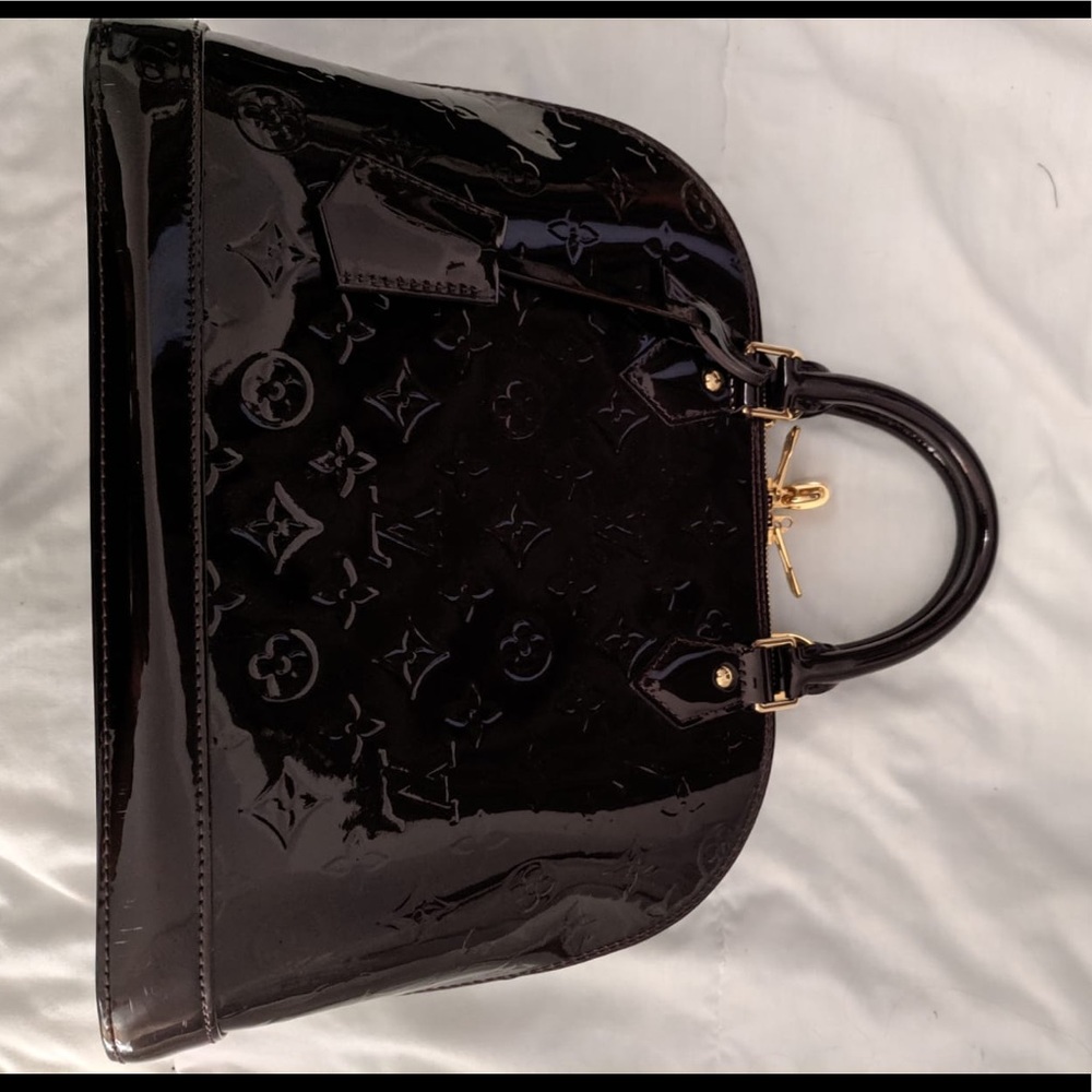 Louis Vuitton, Vernis Alma